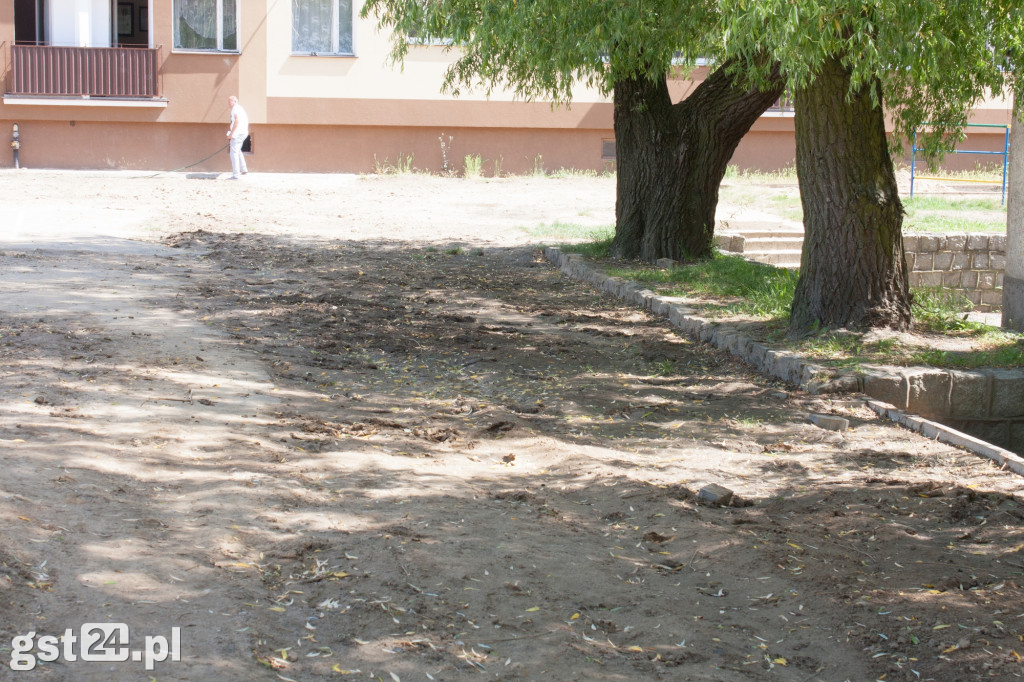 Deptak z betonu