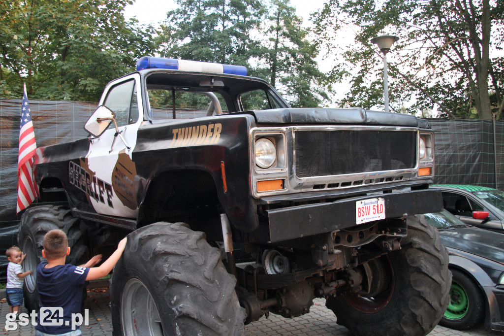  Extreme Cascaders Team i Monster Truck