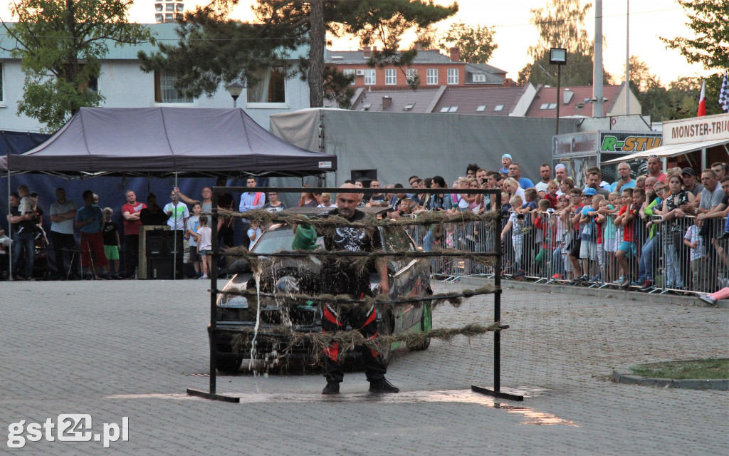  Extreme Cascaders Team i Monster Truck