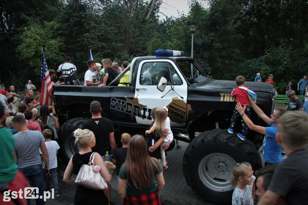  Extreme Cascaders Team i Monster Truck
