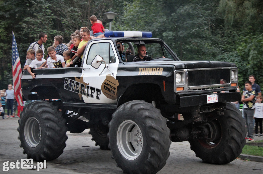  Extreme Cascaders Team i Monster Truck