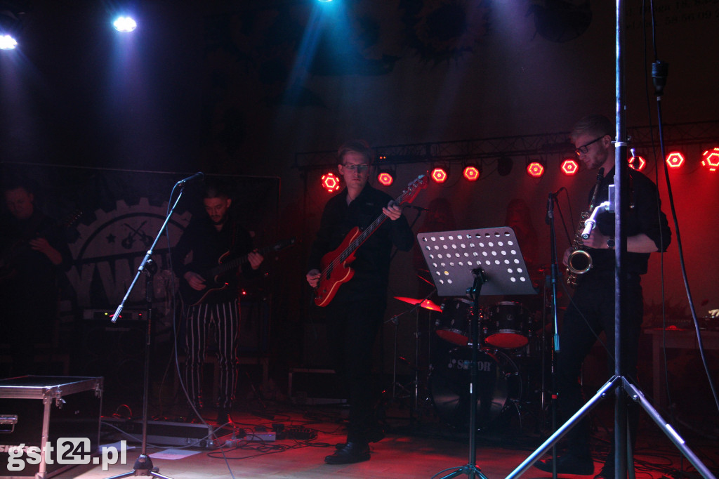 1. konfrontacje zespołów rockowych