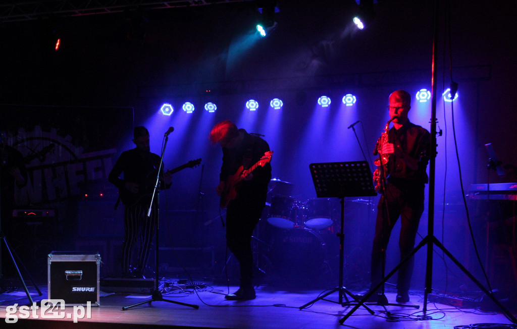 1. konfrontacje zespołów rockowych