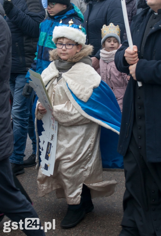 ORSZAK TRZECH KRÓLI ODDAŁ POKŁON JEZUSOWI W STOLICY KOCIEWIA PRZY PARAFII ŚW.WOJCIECHA
