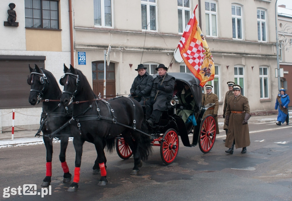 ORSZAK TRZECH KRÓLI ODDAŁ POKŁON JEZUSOWI W STOLICY KOCIEWIA PRZY PARAFII ŚW.WOJCIECHA