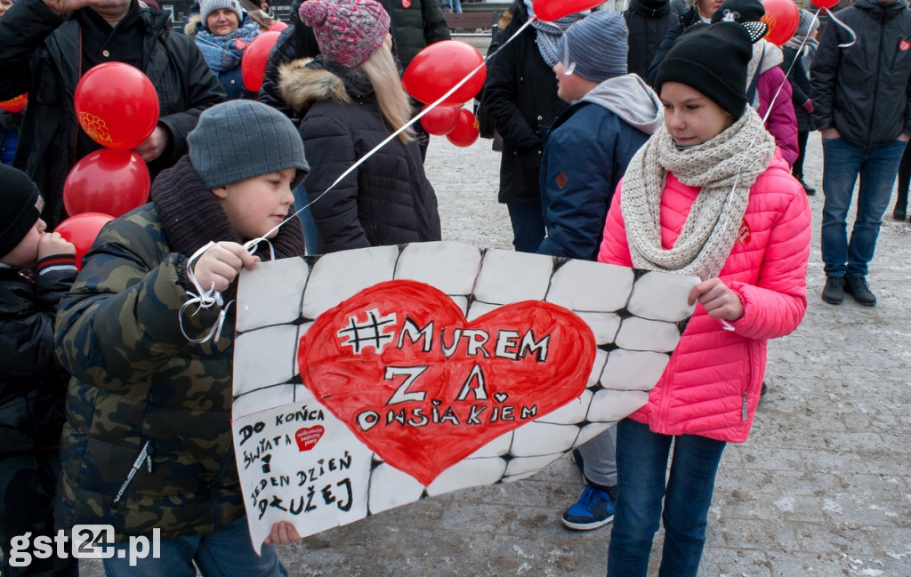 26.01.2019 Starogardzianie Murem Za Jurkiem Owsiakiem
