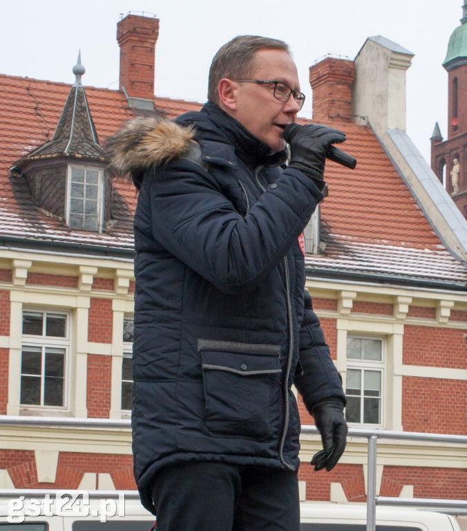 26.01.2019 Starogardzianie Murem Za Jurkiem Owsiakiem