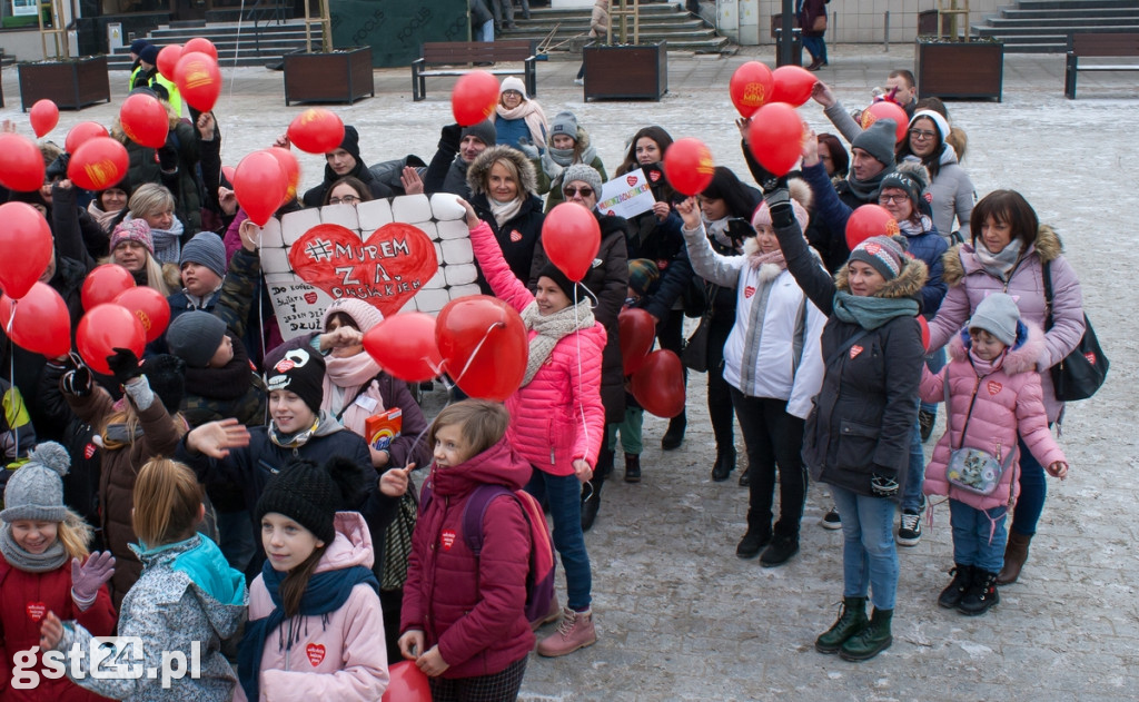 26.01.2019 Starogardzianie Murem Za Jurkiem Owsiakiem