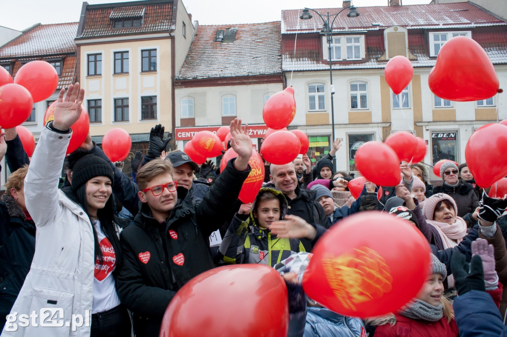 26.01.2019 Starogardzianie Murem Za Jurkiem Owsiakiem