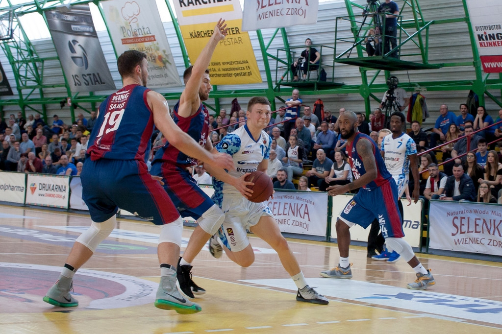 XXIV Kolejka EBL Polpharma Starogard-King Szczecin 84:99