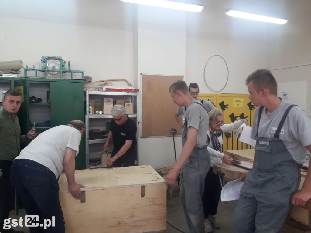 Egzamin końcowy w zawodzie HOLZMECHANIKER w Czarnej Wodzie