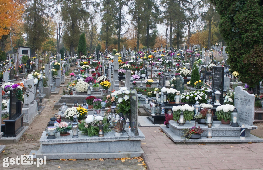ZMKNIĘTE CMENTARZE