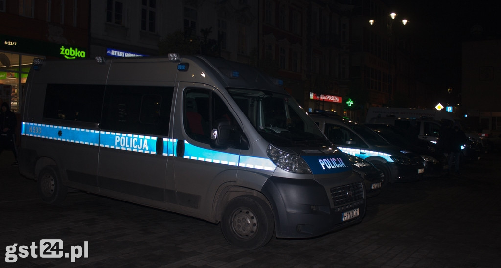 NIGDY NIE BĘDZIESZ SZŁA SAMA