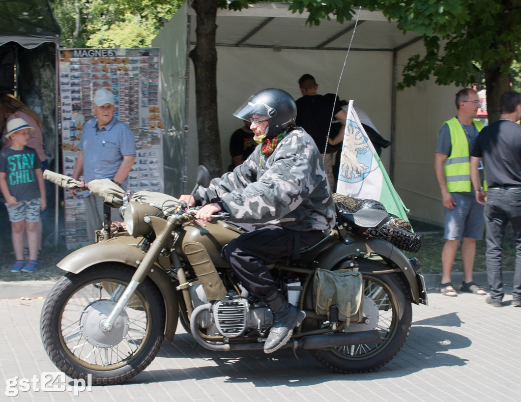 XI ZLOT ZABYTKOWYCH POJAZDÓW-HISTORIA NA KOŁACH