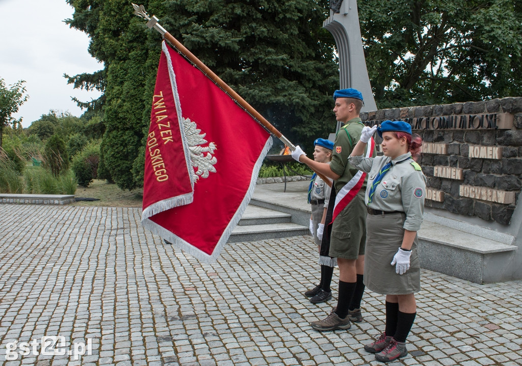  Oddanie Hołdu Poległym Powstańcom Warszawskim