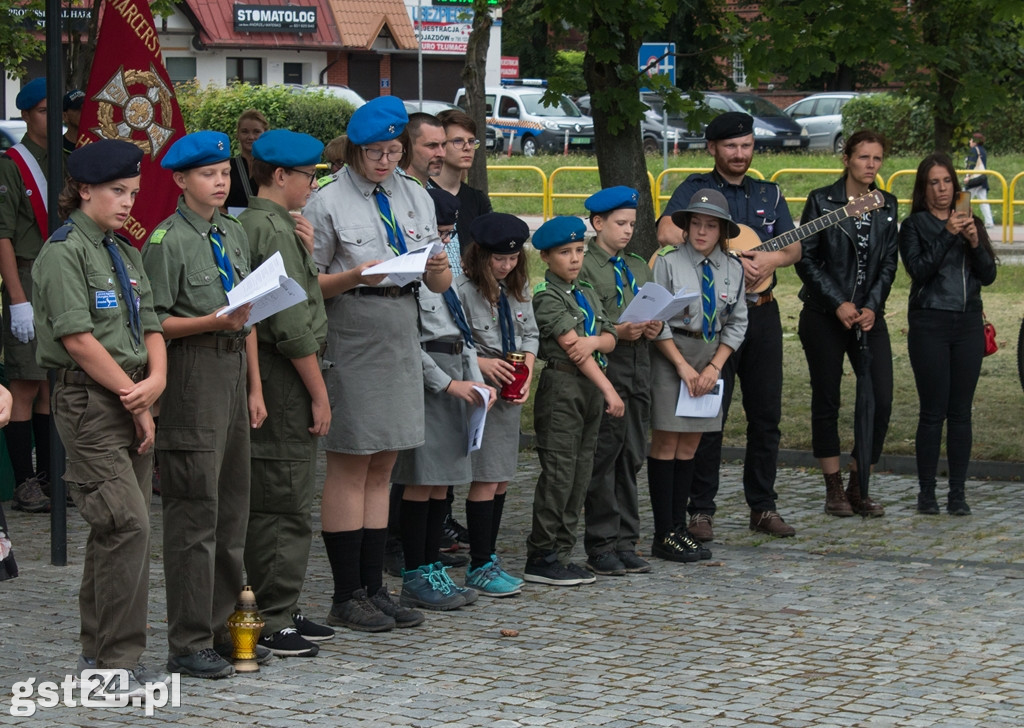  Oddanie Hołdu Poległym Powstańcom Warszawskim