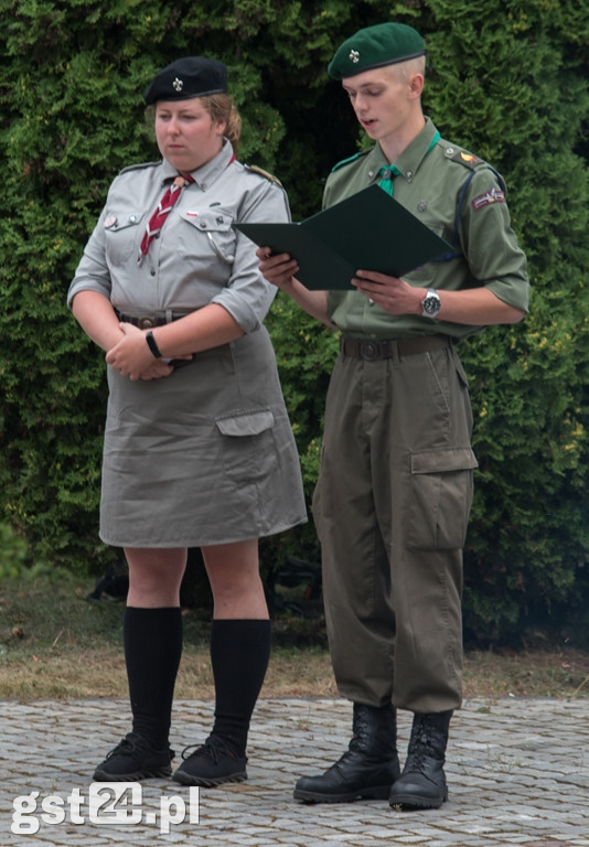  Oddanie Hołdu Poległym Powstańcom Warszawskim