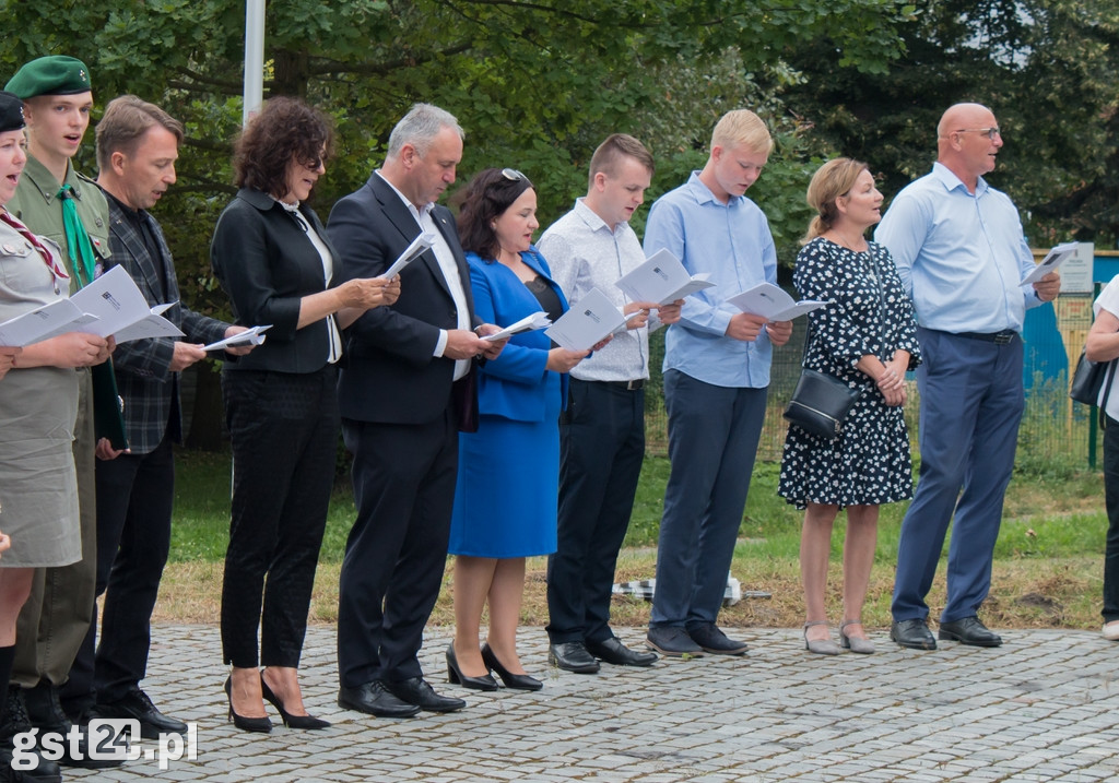  Oddanie Hołdu Poległym Powstańcom Warszawskim