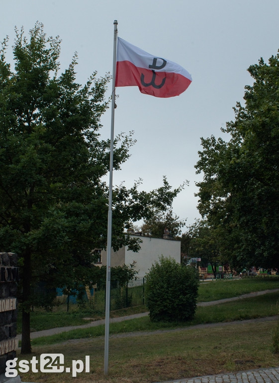  Oddanie Hołdu Poległym Powstańcom Warszawskim