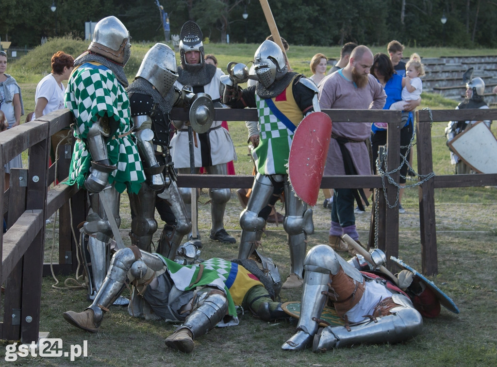 TURNIEJE ŚREDNIOWIECZNE W GRODZISKU OWIDZ