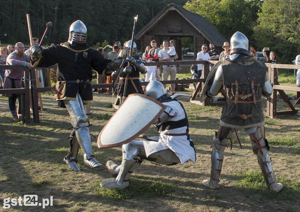 TURNIEJE ŚREDNIOWIECZNE W GRODZISKU OWIDZ