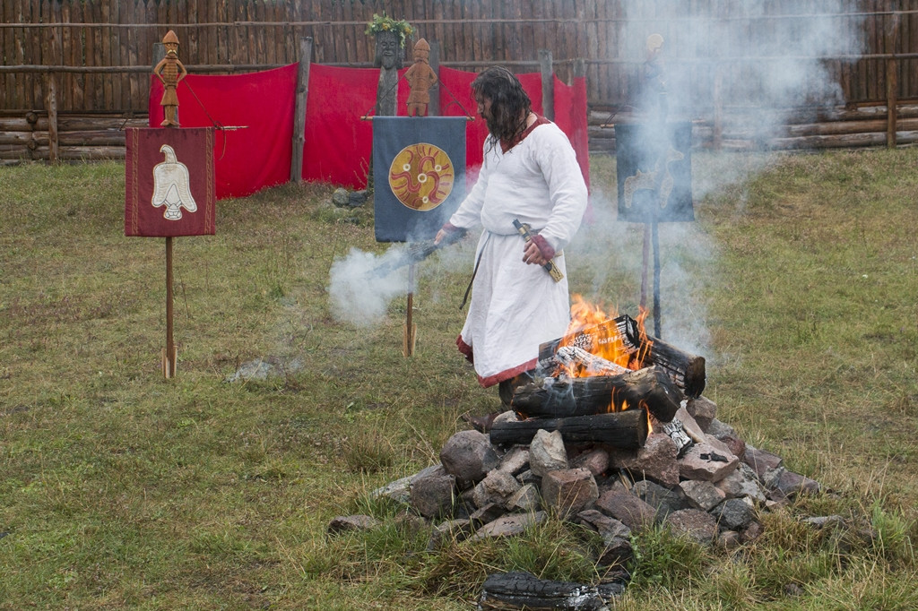 IV FESTIWAL MITOLOGII ROZPOCZĘTY