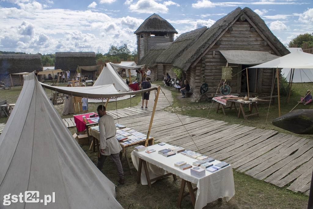 Występy i Pokazy Festiwalu Mitologii Słowiańskiej