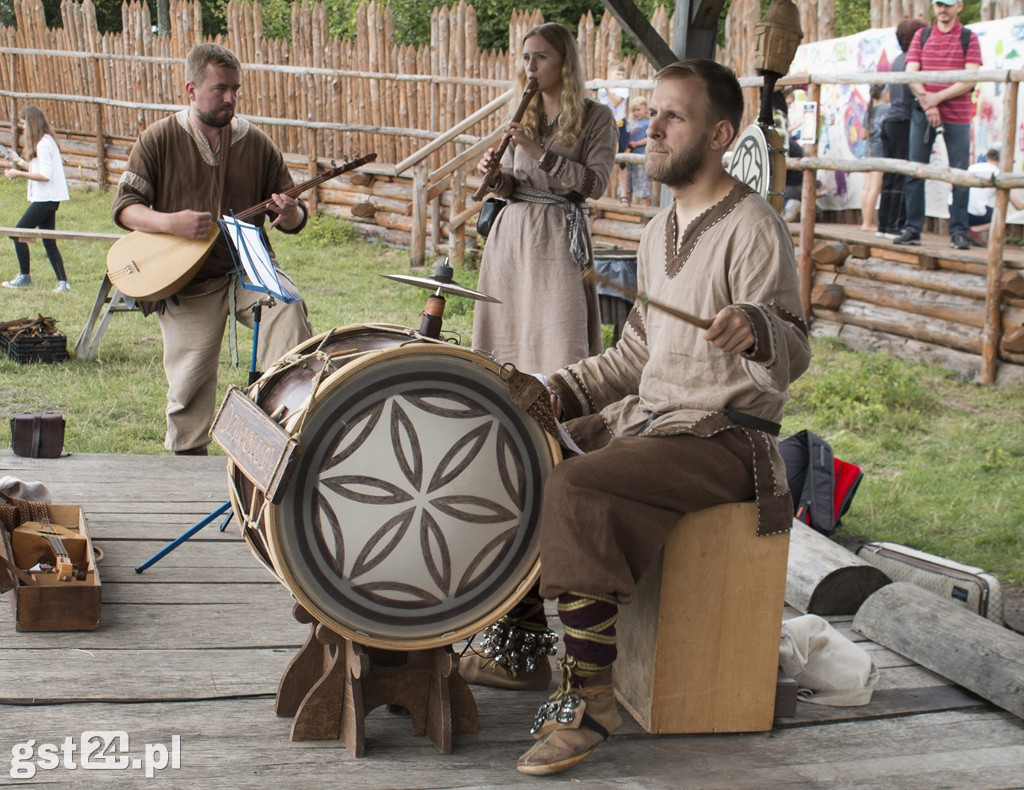 Występy i Pokazy Festiwalu Mitologii Słowiańskiej