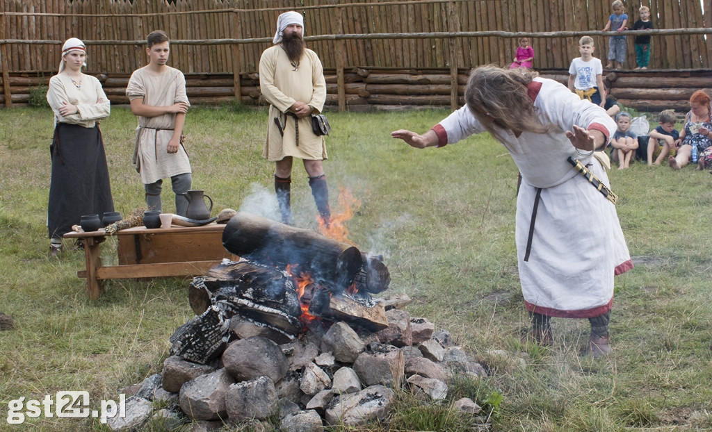 Występy i Pokazy Festiwalu Mitologii Słowiańskiej