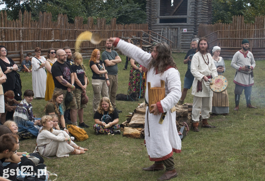 Występy i Pokazy Festiwalu Mitologii Słowiańskiej