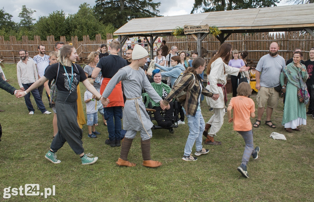 Występy i Pokazy Festiwalu Mitologii Słowiańskiej