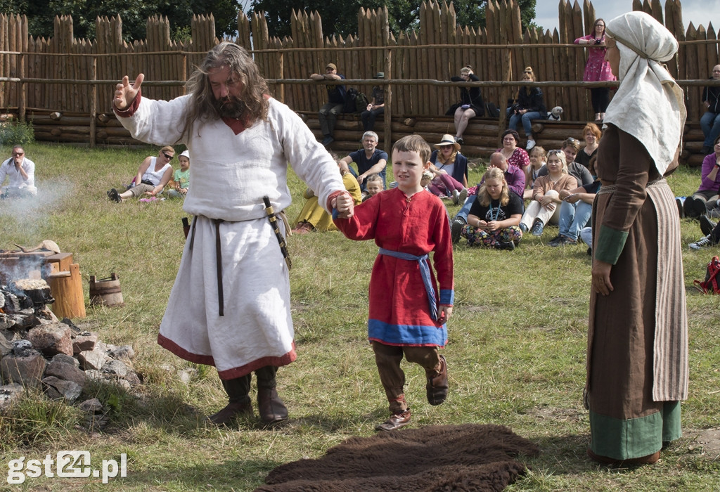 Występy i Pokazy Festiwalu Mitologii Słowiańskiej