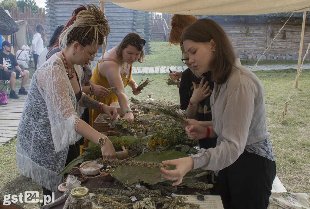 Występy i Pokazy Festiwalu Mitologii Słowiańskiej