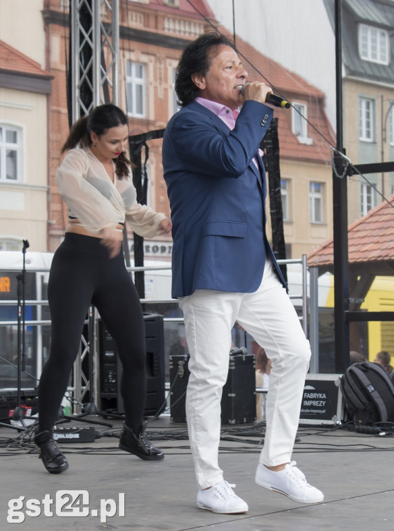 Włoski Artysta Wystąpił Na Starogardzkim Rynku
