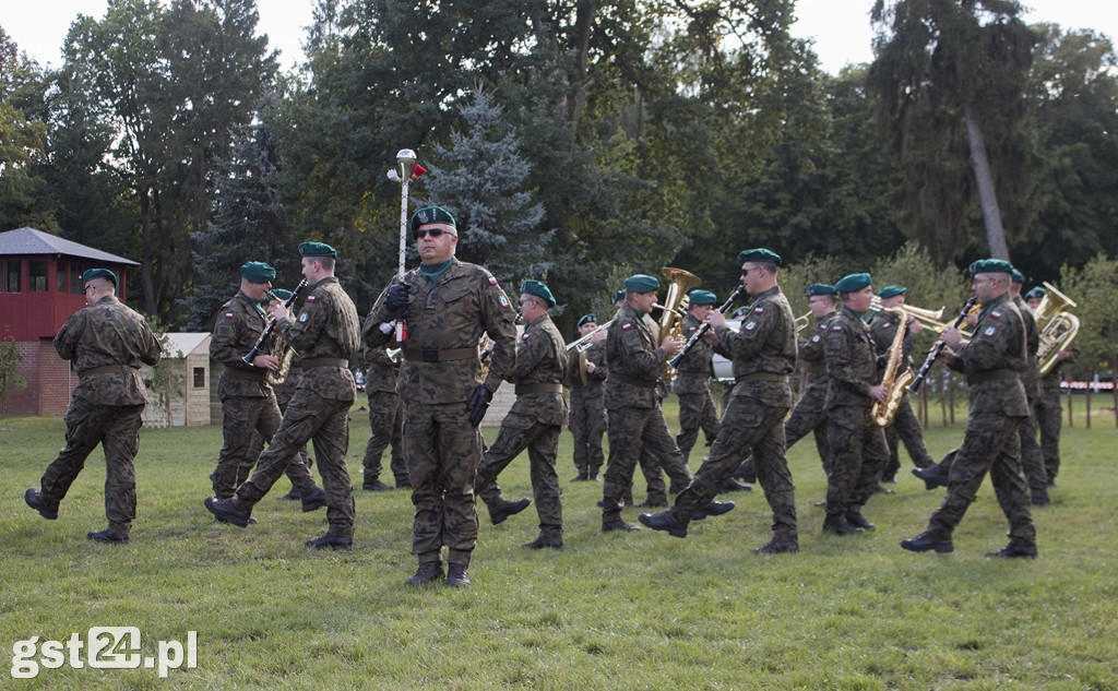 FESTYN KAWALERYJSKI W STADZIE OGIERÓW