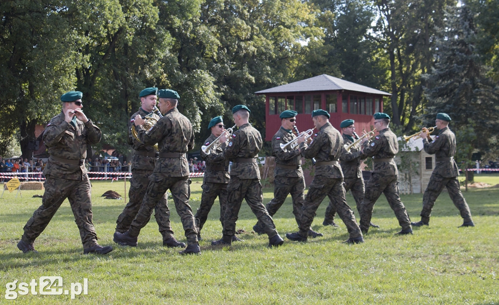 FESTYN KAWALERYJSKI W STADZIE OGIERÓW