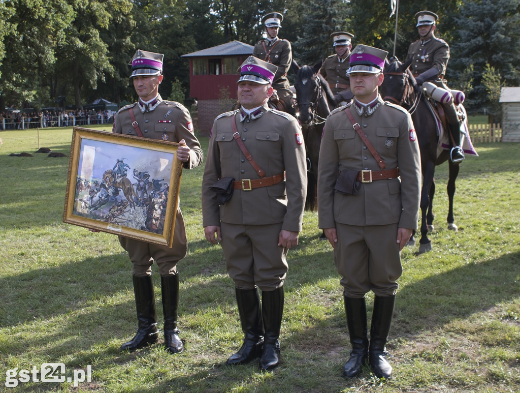 FESTYN KAWALERYJSKI W STADZIE OGIERÓW