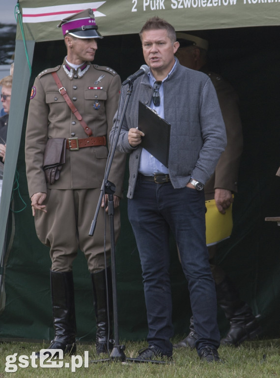 FESTYN KAWALERYJSKI W STADZIE OGIERÓW
