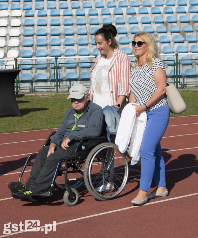 ZAWODY REKREACYJNO SPORTOWE WÓZKOWO-SPORTOWO