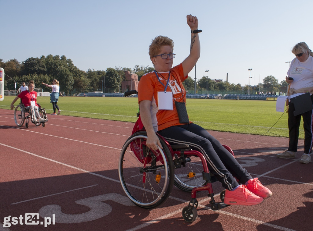 ZAWODY REKREACYJNO SPORTOWE WÓZKOWO-SPORTOWO