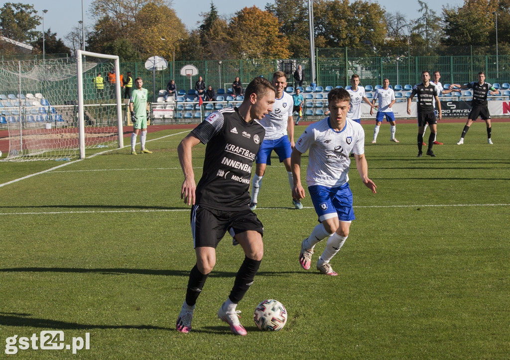 KP STAROGARD - ZAWISZA BYDGOSZCZ 2:3 (1:1)