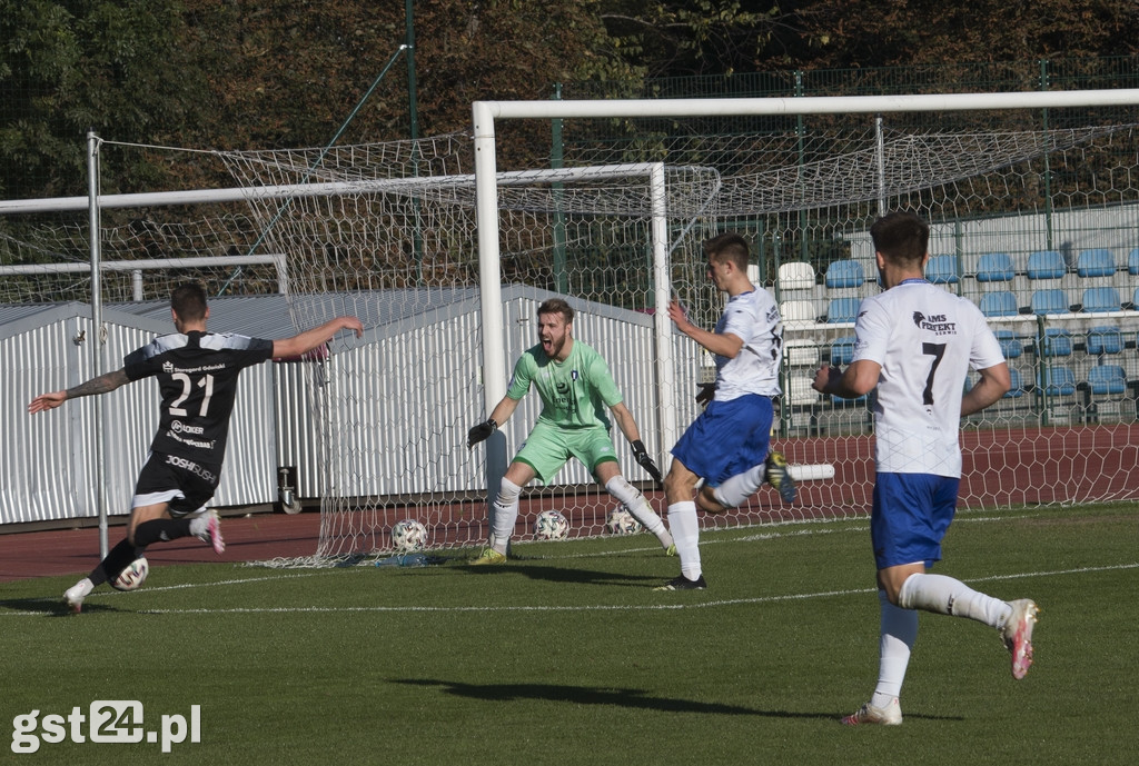 KP STAROGARD - ZAWISZA BYDGOSZCZ 2:3 (1:1)