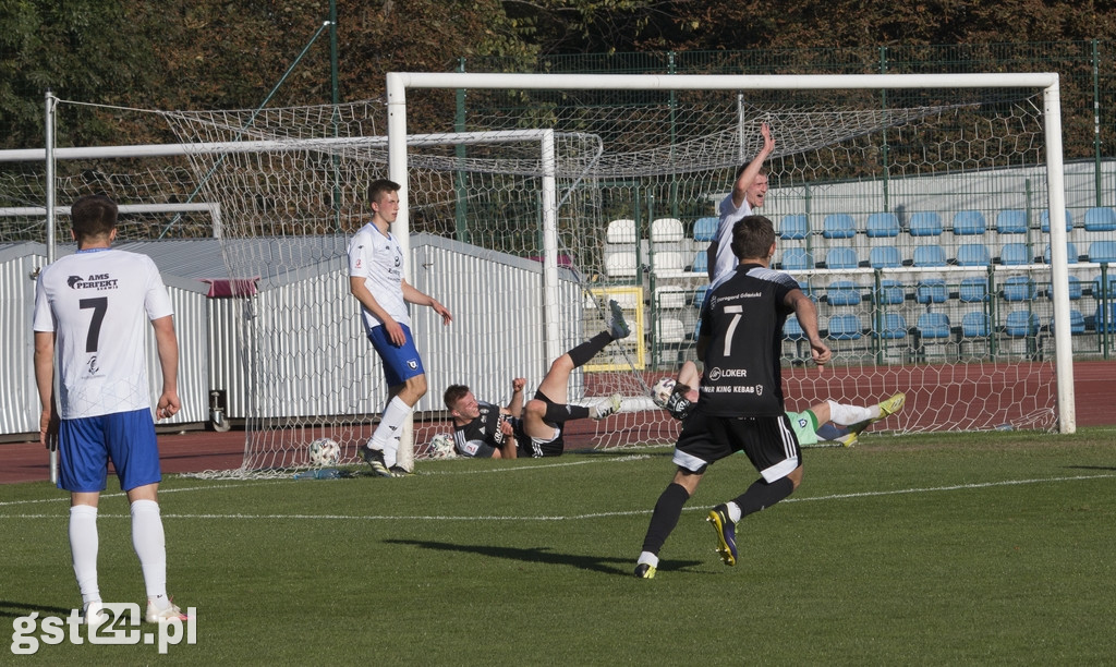 KP STAROGARD - ZAWISZA BYDGOSZCZ 2:3 (1:1)