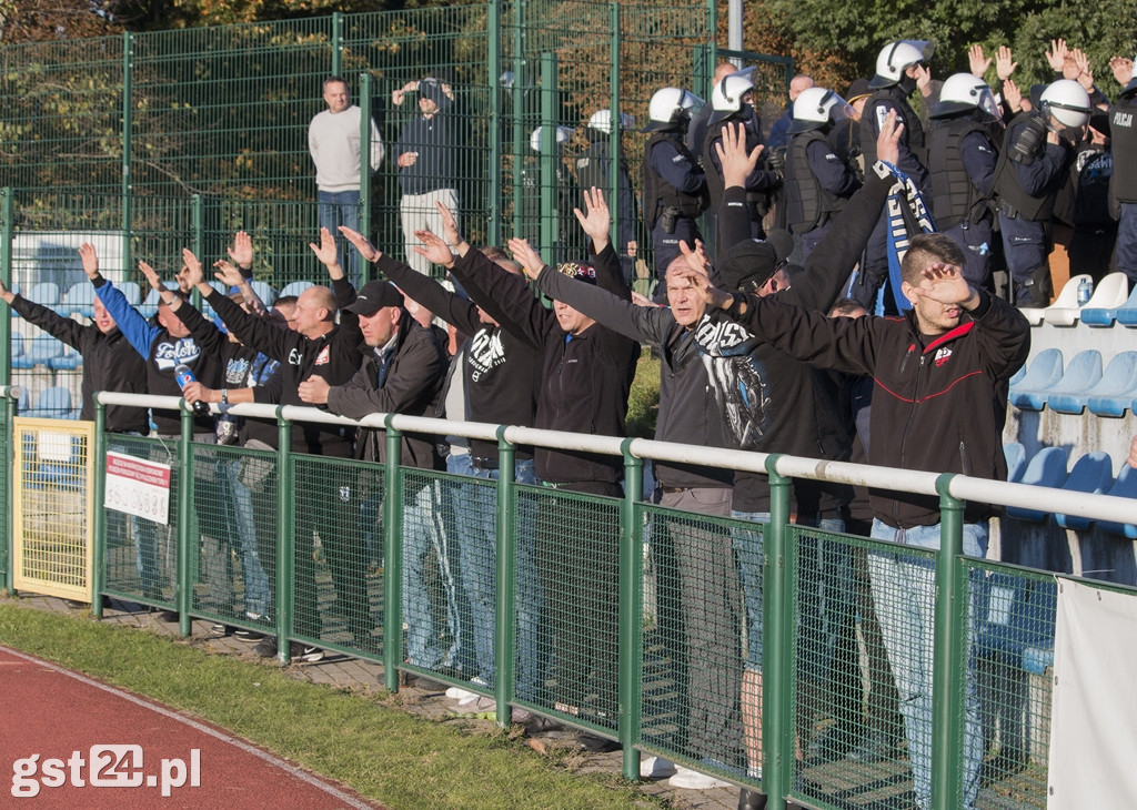 KP STAROGARD - ZAWISZA BYDGOSZCZ 2:3 (1:1)