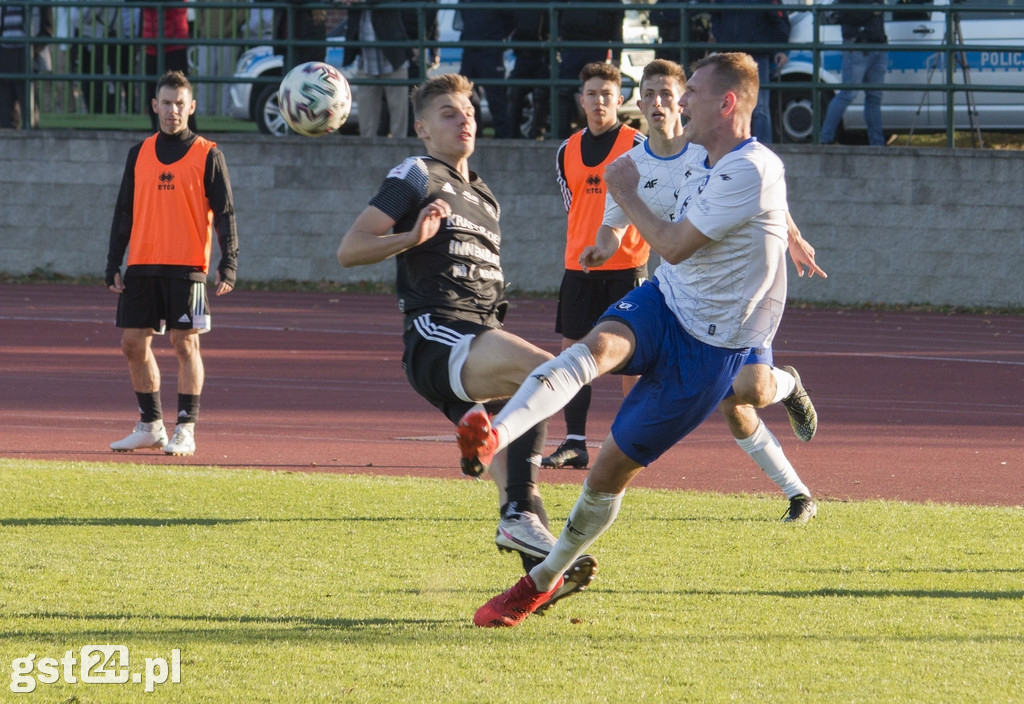 KP STAROGARD - ZAWISZA BYDGOSZCZ 2:3 (1:1)
