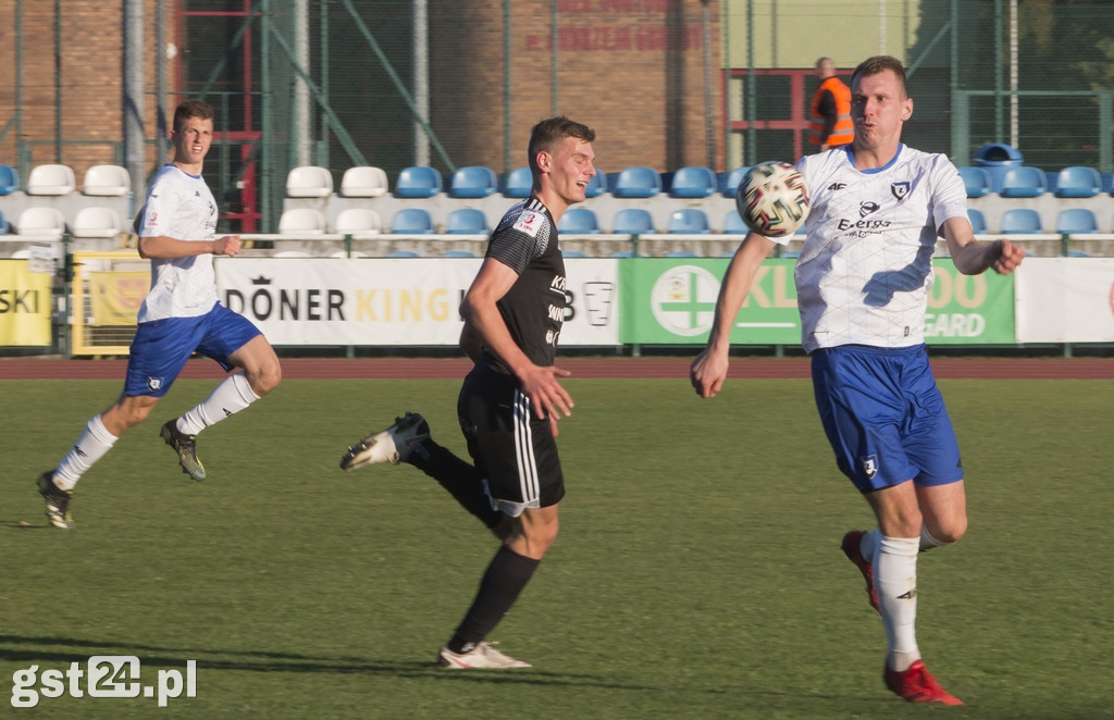 KP STAROGARD - ZAWISZA BYDGOSZCZ 2:3 (1:1)