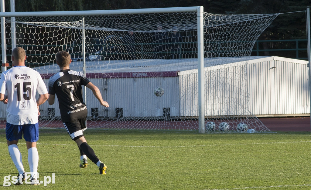 KP STAROGARD - ZAWISZA BYDGOSZCZ 2:3 (1:1)
