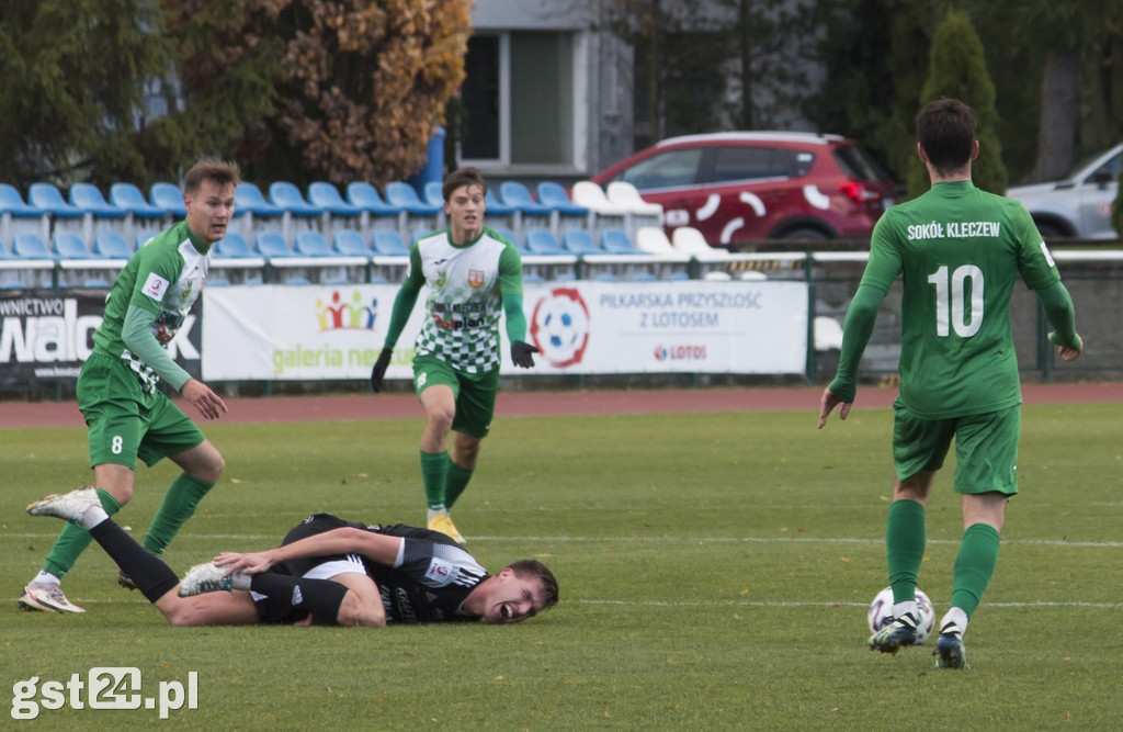 KP STAROGARD-SOKÓŁ KLECZEW 0:2 (0:1)
