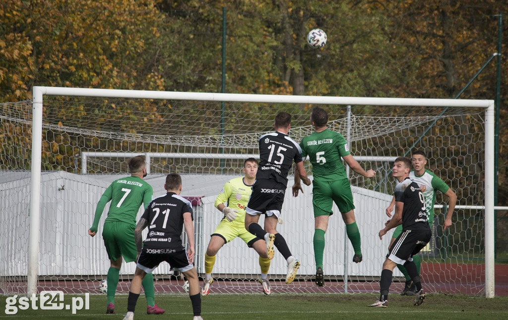 KP STAROGARD-SOKÓŁ KLECZEW 0:2 (0:1)
