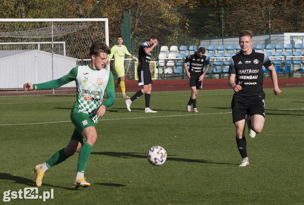 KP STAROGARD-SOKÓŁ KLECZEW 0:2 (0:1)